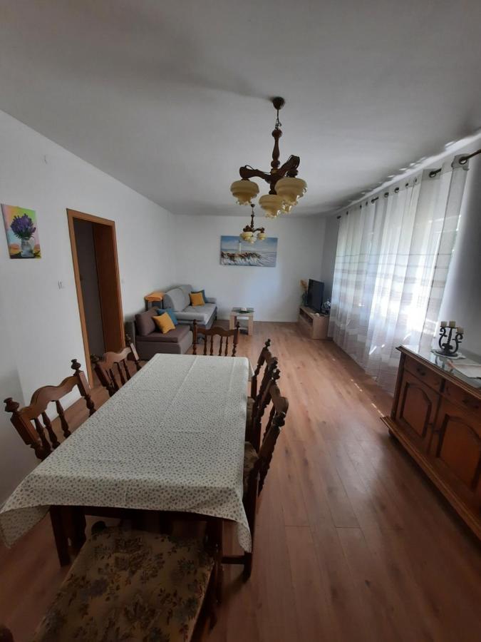 Apartmani Marta Marina Εξωτερικό φωτογραφία